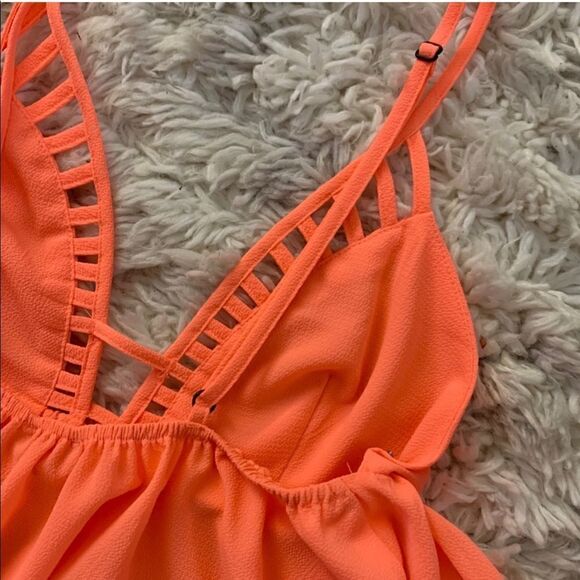 L’atiste Neon orange cutout tank | size M - Picture 8 of 8